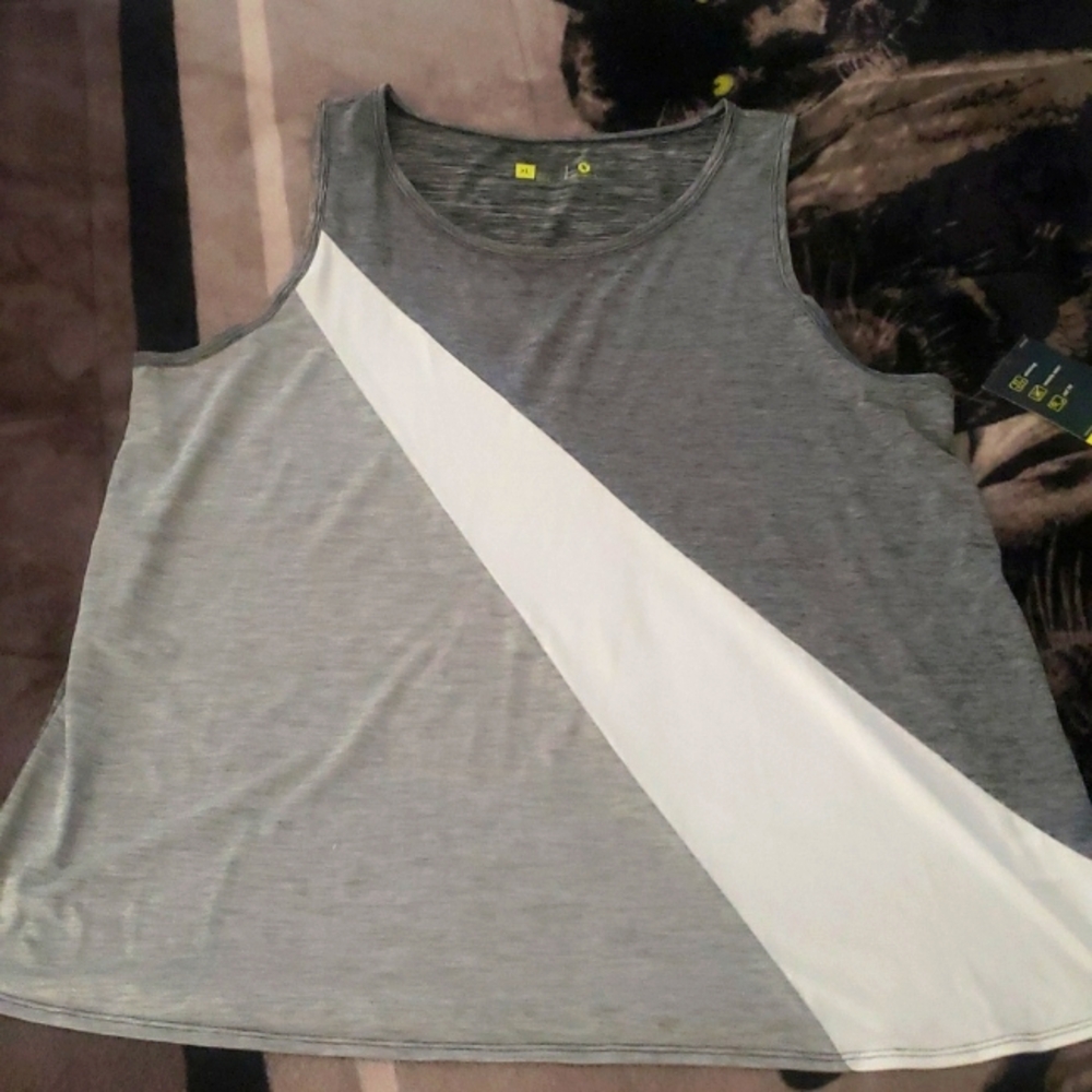 Xersion Fitness Sleeveless Tank Top